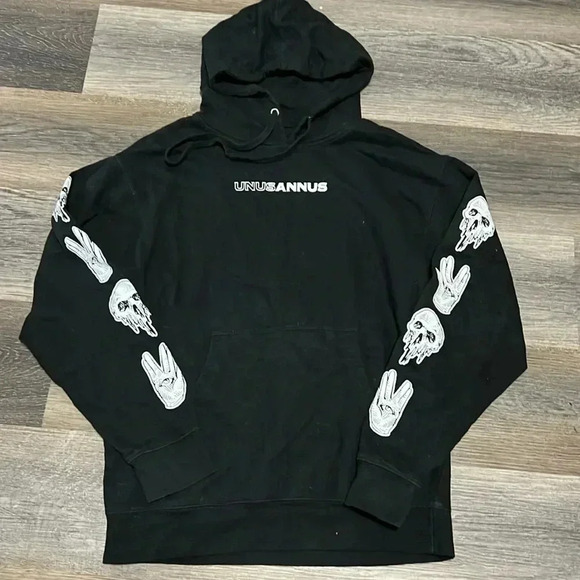 (13)Unus Annus Goddus  sweatshirt Rare - Picture 1 of 3
